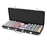 【7点セット】：チップ×500枚（7色 数字入り）、ポーカーマット（90x60cm）、アルミケース×1個、ダイス×5個、トランプ×2セット、ボタン×3個、鍵x2本 【チップ内容】1点×150枚、5点×100枚、10点×100枚、25点×50枚、100点×50枚、500点×25枚、1000点×25枚 💵【スマート収納＆持ち運び】すべてのアイテムは、アルミ製の専用ケースにしっかり収納。軽量ながら丈夫なつくりで、どこへでも気軽に持ち運べます。内部はチップやトランプがきれいに収まる設計になっており、ゲー...