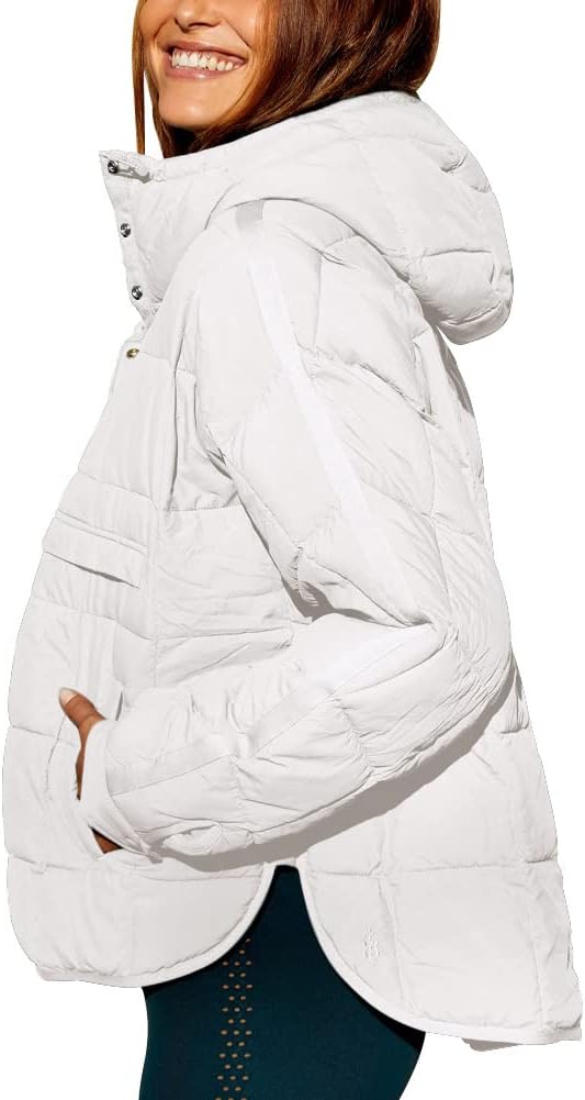 chouyatou Women's Quilted Pullover Puffer Jacket Packable Hooded Oversize Winter Coat Tops - Image 2