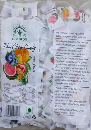 Image of Rovan Holiwon Thai Chew Candy Mix Fruit Flavor Mixed Candy 300gm (Thailand)