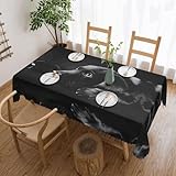 Design a stampa completa di cucciolo di labrador nero: la tovaglia presenta un design a stampa completa di cucciolo di labrador nero su un lato, aggiungendo un tocco di eleganza e stile alla tua sala da pranzo, rendendola perfetta per ogni occasione.