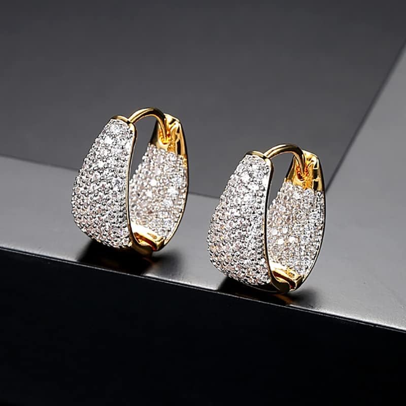 Chunky 14K Gold Round Hoop Earrings with Sparkling Moissanite for Women, Luxury Huggie Style, Trendy Fashion Jewelry Gift, Suitable for Evening Events and Parties - Image 4