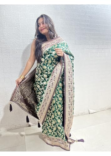 Image of Women's Banarasi Silk Georgette Saree Featuring Silver Sequin And Mirror Work