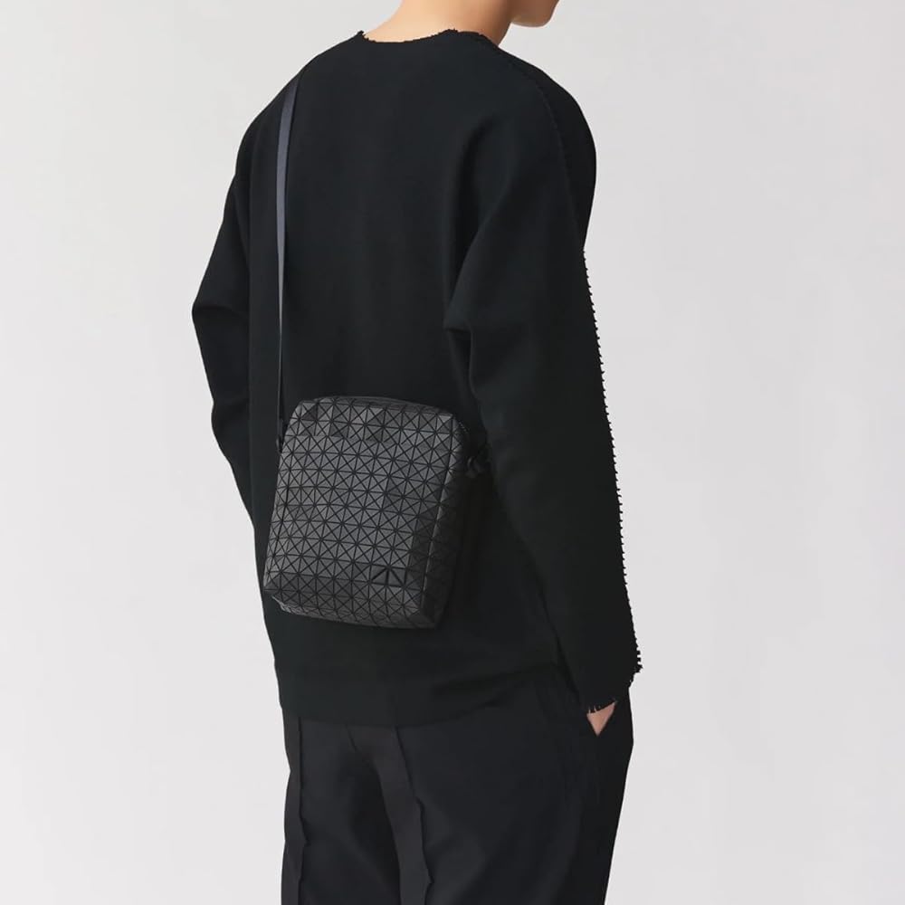 BAOBAO（バオバオ イッセイミヤケ）Kuroシリーズ ボイジャー 楽天市場】 バオバオ イッセイミヤケ BAO BAO ISSEY MIYAKE