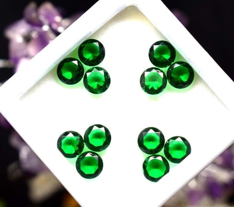 Natural 10ct Round Cut Colombian Green Emerald Faceted Certified Loose Gemstone – Perfect for Custom Jewelry Creation and Collectibles