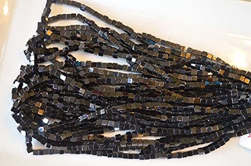 Spinel noir véritable rang perles cubes lisses AAA 4.5-5mm longueur 14"