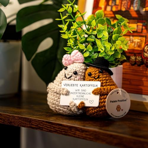Verliebte Kartoffeln© | Romantisches Geschenk | Sie & Er | Paaridee | Valentinstag Hochzeit Jahrestag | Ich liebe dich | Beziehungssouvenir | Mann Frau Verlobte | Herzfest Überraschung Liebe