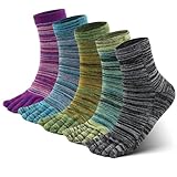 【Retrò alla moda】Questi calzini con dita separate uomo presentano un design a strisce sfumate color block che si abbina sapientemente a uno stile sportivo. Le varie combinazioni di colori li rendono facili da abbinare a tutti i tipi di sneaker e scarpe casual, creando senza sforzo un look retrò e alla moda. Che si tratti di spostamenti quotidiani o di uscite informali, questi calzini dita separate uomo sono il tocco finale perfetto per qualsiasi outfit.