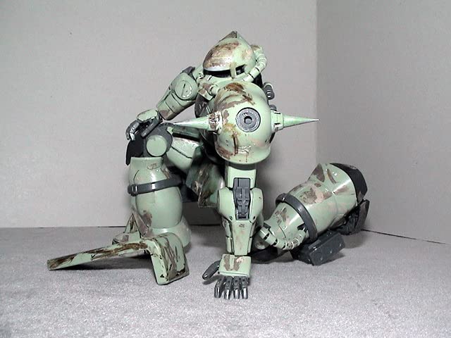 ザク　鉄屑フィギュア ザク 鉄屑フィギュア Amazon.com: TAMASHII NATIONS - Mobile