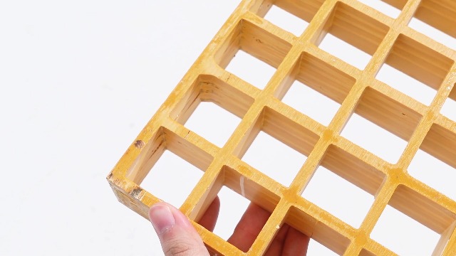 Image of Cinnvoice 3 Pcs Fiberglass Molded Grating, Non-Slip Frp Bar Grate Panel 1.5 inch Square Open Mesh Industrial Grating for Floor, Platform, Deck, Drain Trench, Car Wash (31 x 9 x 1.5 Inches,Yellow)