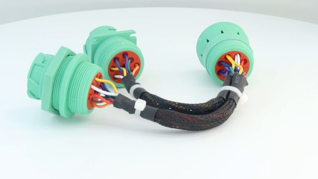 Amazon.com: YPP TYPE2 SAE J939 Splitter Y Cable 9pin Data Power