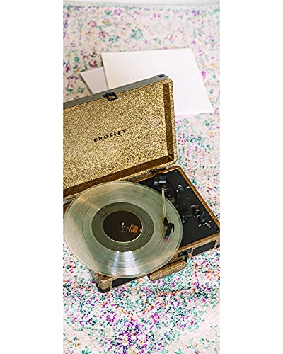 Crosley Cruiser Plus CR8005F-GA4 Tourne-Disque Vintage Bluetooth 3 Vitesses avec entrée et Sortie – Or Doux - Les Beatles, Paul McCartney, John Lennon, RIngo Starr, George Harrison Crosley Cruiser Plus CR8005F-GA4 Tourne-Disque Vintage Bluetooth 3 Vitesses avec entrée et Sortie – Or Doux – Image 5