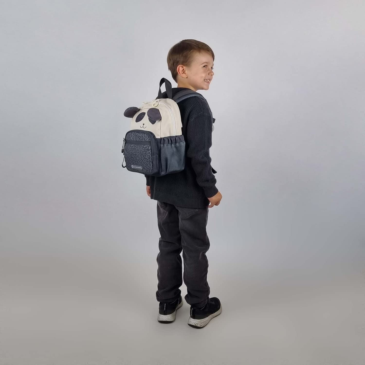 Schneiders Vienna 49462-079 - Zaino per Bambini Mini Panda, Circa 18,5 x 27 11 cm, con Volume di 6 Litri, 2 Scomparti e Tasche Laterali