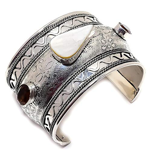 Bracelet manchette en nacre blanche et quartz fumé argenté