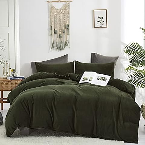 CLOTHKNOW Army Green Fluffy Comforter Set California King Green Bedding Comforter Sets Soft Velvet Flannel Bed Comforter Solid Hunter Green Comforter Olive Green Bedding Soft Cozy Green Comforter Cover