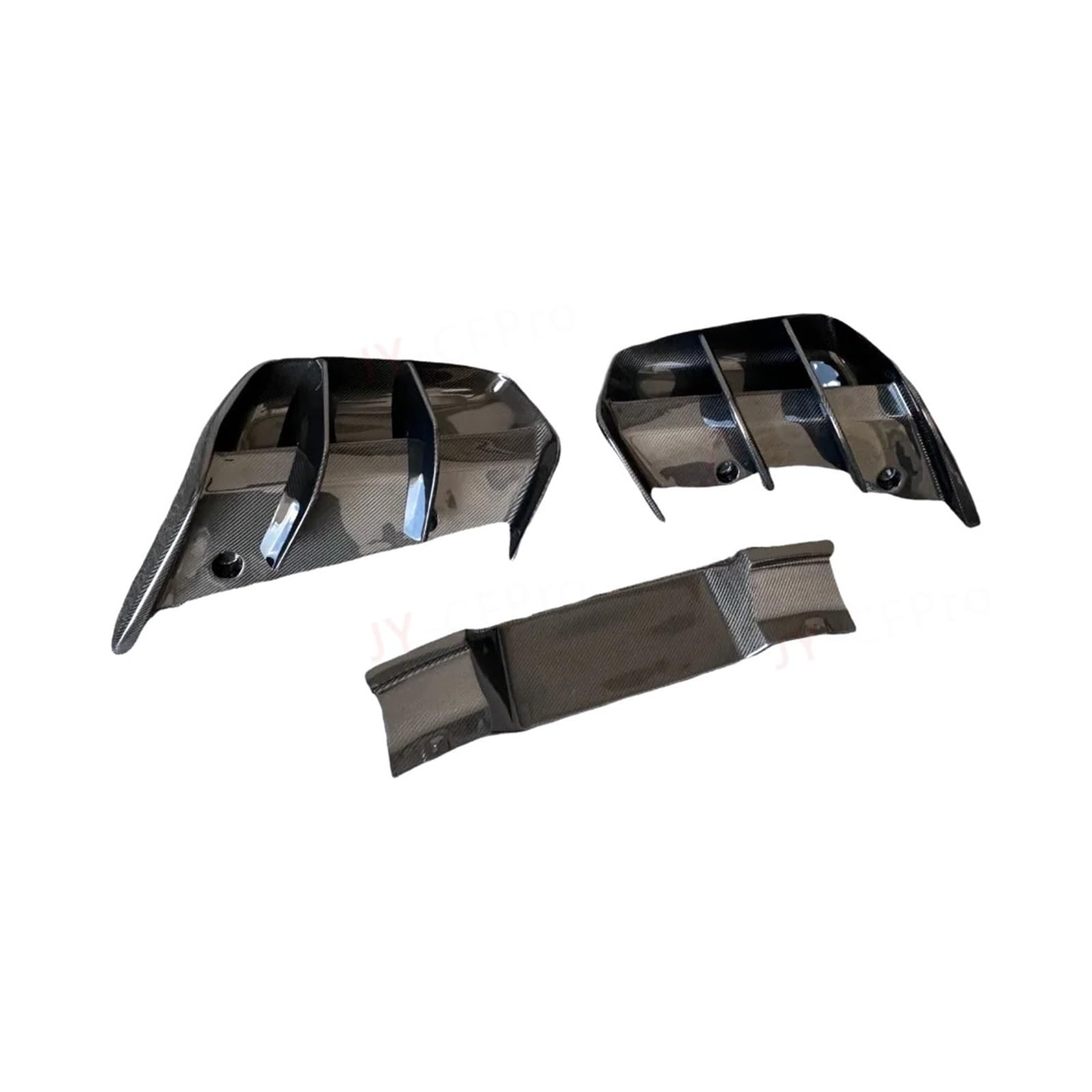 Aileron arrière BMW i8 et diffuseur carbone pour optimiser l'appui aérodynamique - 8