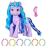 CONOCE A IZZY MOONBOW: Izzy Moonbow es un unicornio morado del Bosque de la Herradura, inspirado en la película My Little Pony: Una nueva generación y la serie My Little Pony: Deja tu huella