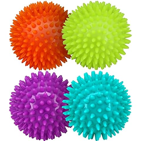 Pweituoet 4.5'' Squeaky Spikey Dog Balls Cover