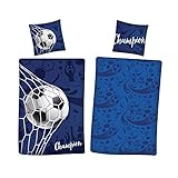 Familando Fußball Wende-Bettwäsche Set 135x200 + 80x80 cm aus 100% Baumwolle | Kinder-Bettwäsche Blau für Jungen Fussball Motiv Champion mit Ball im Tor