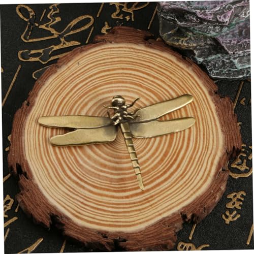 Ornement chinois libellule pour sublimer un intérieur terne