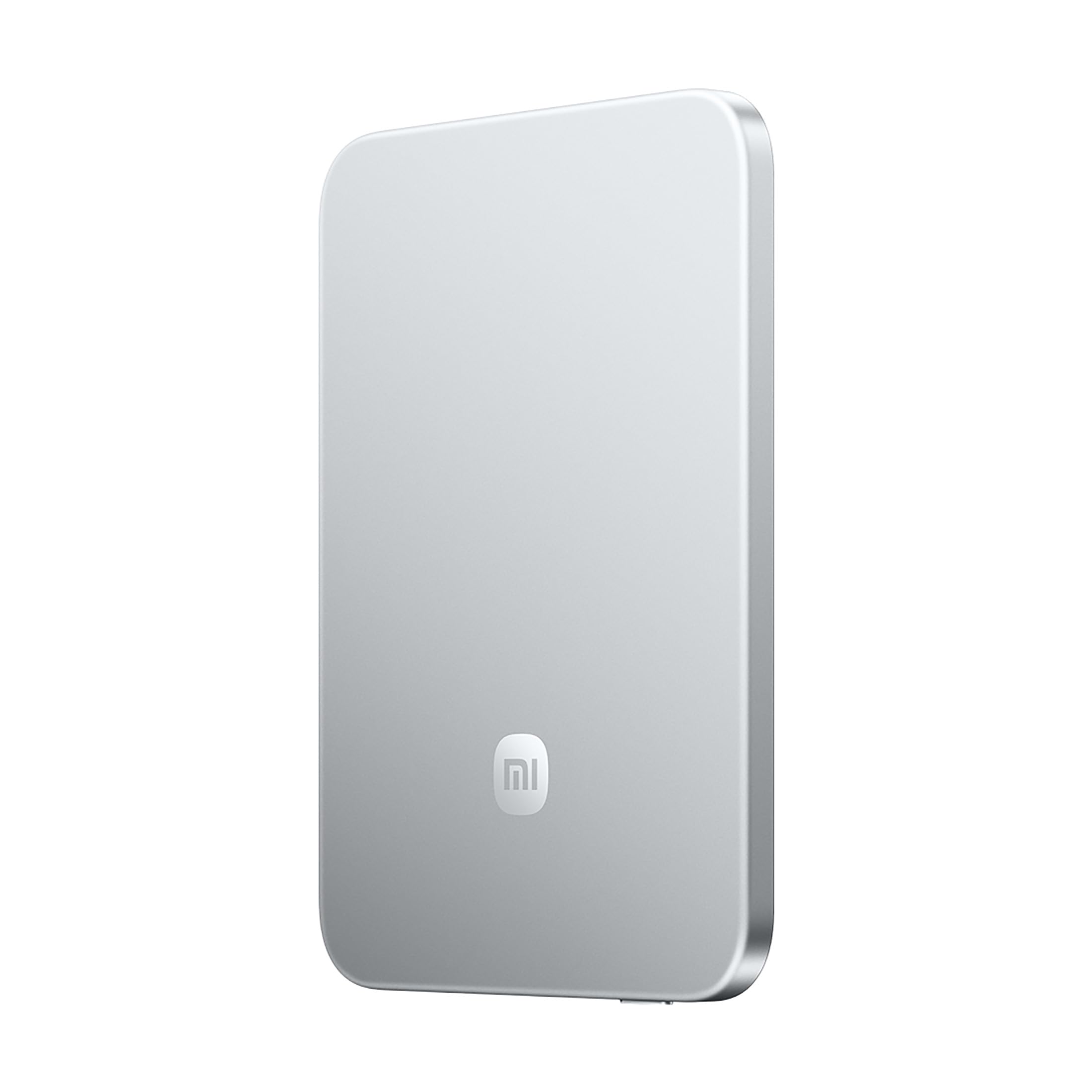 Xiaomi 5000mAh 15W Magnetic Power Bank Silver Glacier Silver - Image 1