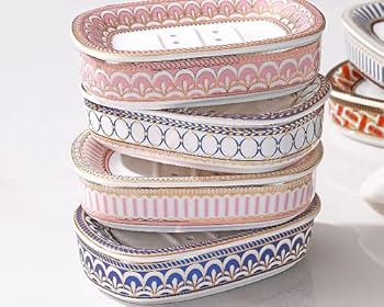 高級ヴェルサーチヴェルサーチェホームインテリアソープボトルアクセサリートレイ陶器 Amazon｜(ヴェルサーチ)VERSACE ソープボトルセット ahura 2個