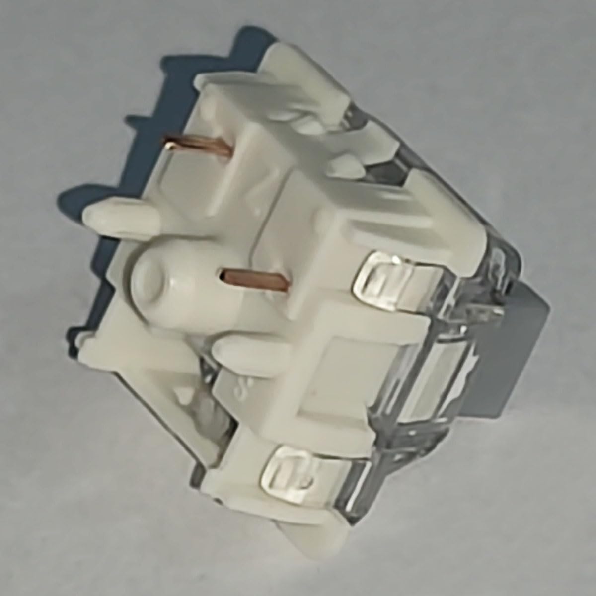 Gateron G Pro 3.0 Yellow Switch, Suitable for Mechanical Keyboards, 5-pin Linear/pre Lubricated/pin Enhanced Switch (110)