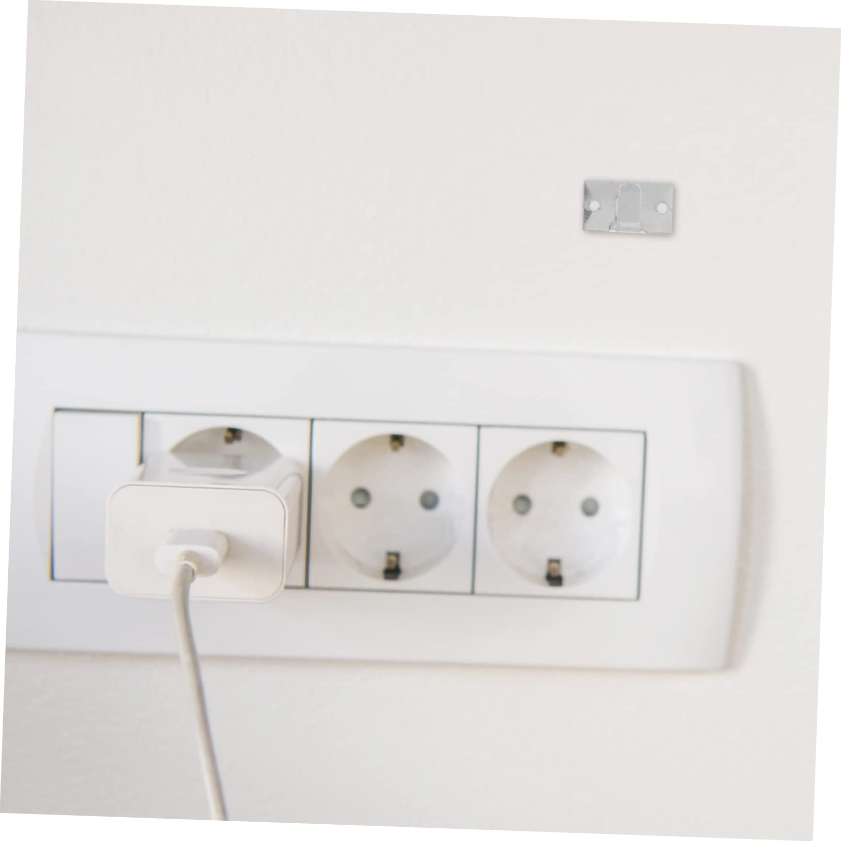 DOITOOL 3 Sets Selbstklebende Kabelclips Mit Starkem Halt Drahtklemmen Für Drahtkabel Kabel-organizer Für Geräte Schreibtisch-draht-organizer Zum Aufkleben Von Drahtclips 50 Stück * 3