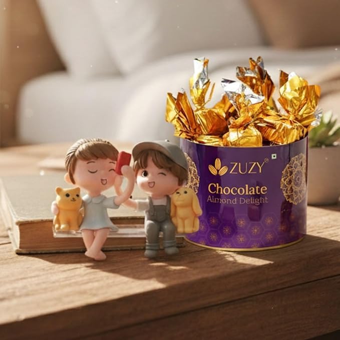 Boîte cadeau Zuzy avec statue de couple pour une soirée romantique