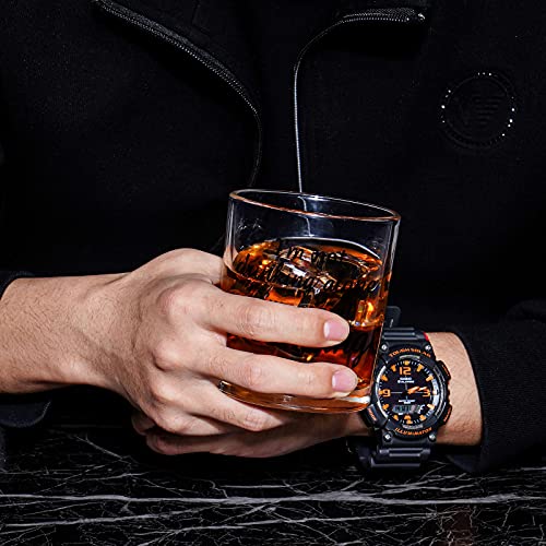 I'm Not Drinking Alone I'm Social Distancing Whiskey Glass, Funny Old Fashioned Whiskey Rock Glasses, Quarantine Gifts For Wine Lover Bourbon Lovers Friends Women Men, Birthday Christmas Gag Gift 10Oz #TOP5