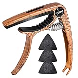 capolago Der Kapodaster eignet sich für Saiten unterschiedlicher Breite, darunter Akustikgitarren, klassische Gitarren, E-Gitarren und Violine.