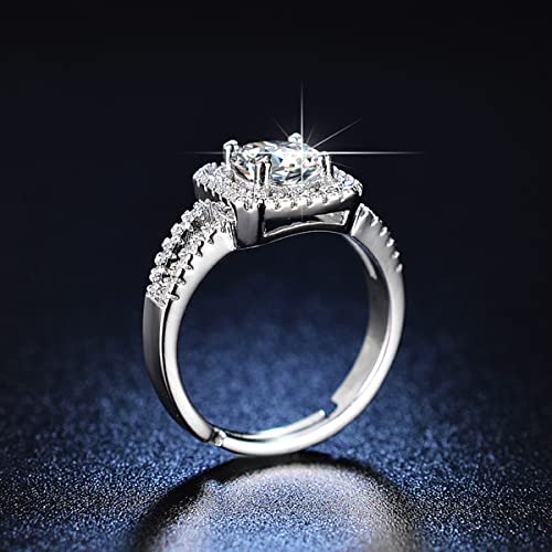 Adjustable Geometrical Solitaire Ring with American Diamonds