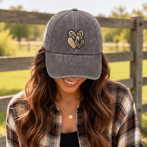 Gorra de mujer con estampado de leopardo y corazón ajustable miniatura 4