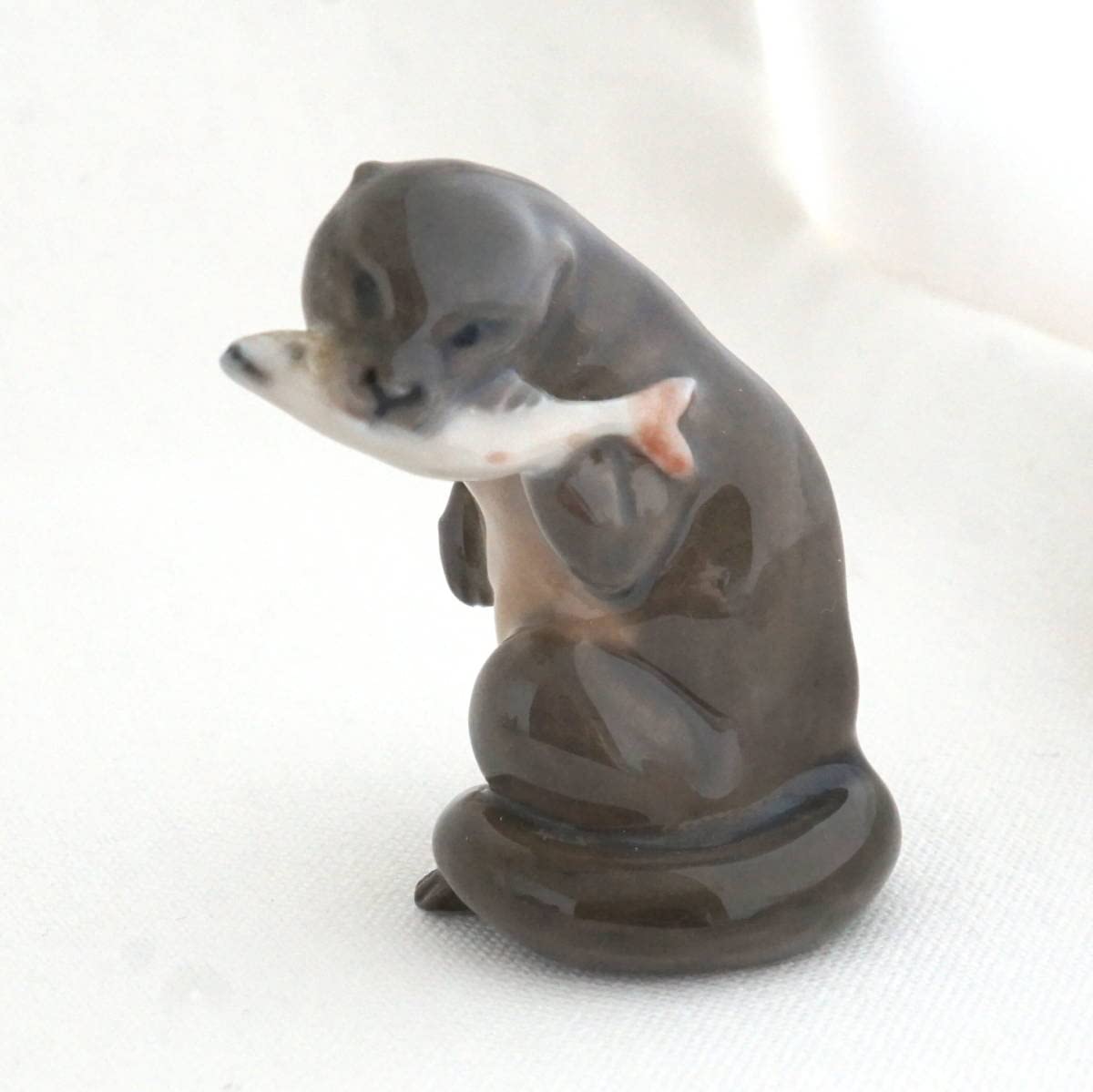 ロイヤルコペンハーゲン 川獺 魚 カワウソ フィギュリン