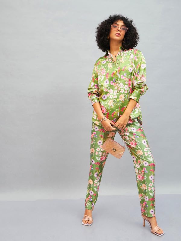 Image of SASSAFRAS Women's Satin Floral Darted Pants