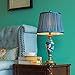 Produktbild GRY Europäische Retro-Stil Landhaus Tischlampe, Harz Tischlampe Schlafzimmer Nachttischlampe, Kunst Stickerei Lampenschirm Tischlampe,Blau-28 * 28 * 61cm