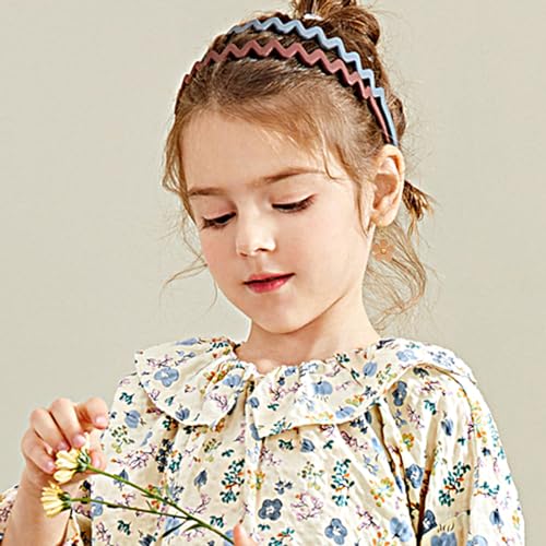 10/20 Pairs Cute Gold Hoop Dangle Earrings for Girls Small Huggie Hoop Earrings With Charms 14k Gold Hoop Earrings Set Hypoallergenic Jewelry3