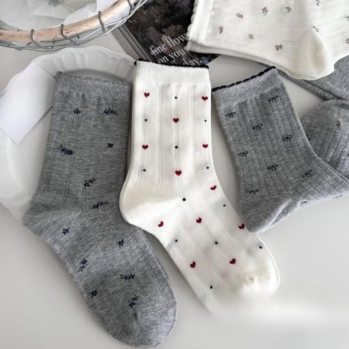 Image of 5 Pairs White Cute Socks, Women's Lace Ruffles Ankle Casual Sock, Cottagecore Breathable Socks, Floral Crew Socks