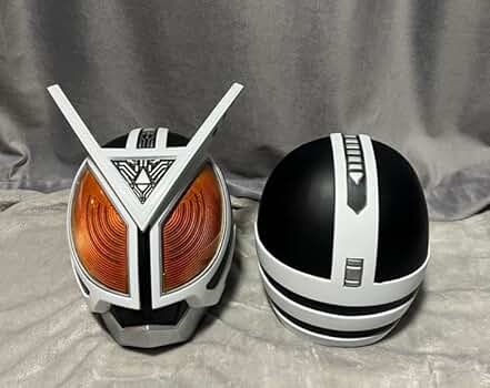 仮面ライダー555（ファイズ）ヘルメット 等身大 着用可能 塗装済み完成品 バンダイネット、仮面ライダー555のレプリカヘルメット販売