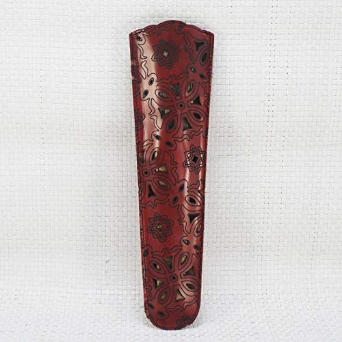 Funda de abanico de piel troquelada granate.