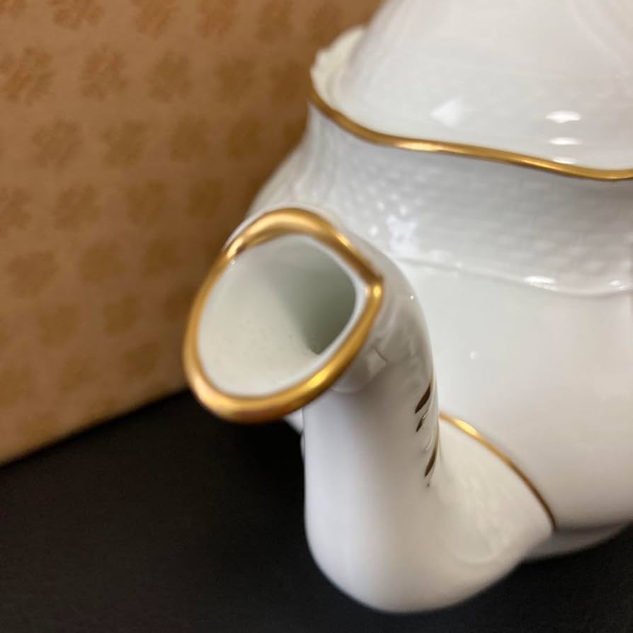 【激レア】リチャードジノリ　　ポット型貯金箱(箱付) Amazon.co.jp: リチャードジノリ ポット型貯金箱 : おもちゃ