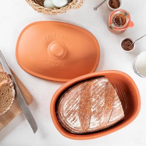 Foto von Römertopf Brottopf oval aus Naturton Terrakotta, 30 x 21 x 15 cm, ca. 2,0 Liter, belüfteter Keramik-Vorratstopf mit 2x3 Lüftungslöchern, feuchtigkeitsregulierend, zur Aufbewahrung von Brot & Brötche