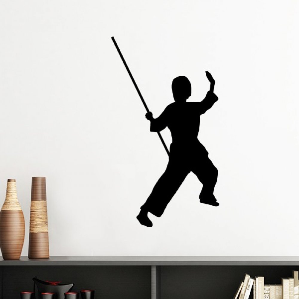 Sticker Kung Fu silhouette noire de moine au bâton pour papier peint créatif de salon
