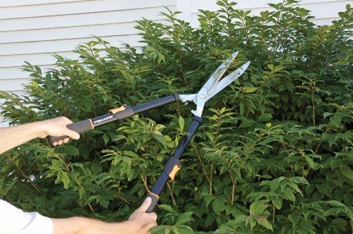 Fiskars 91696935J 25-33 Inch Power-Lever Extendable Hedge Shear (9169),8.5" & 9138 Power-Lever Bypass Lopper, 28-Inch #TOP3