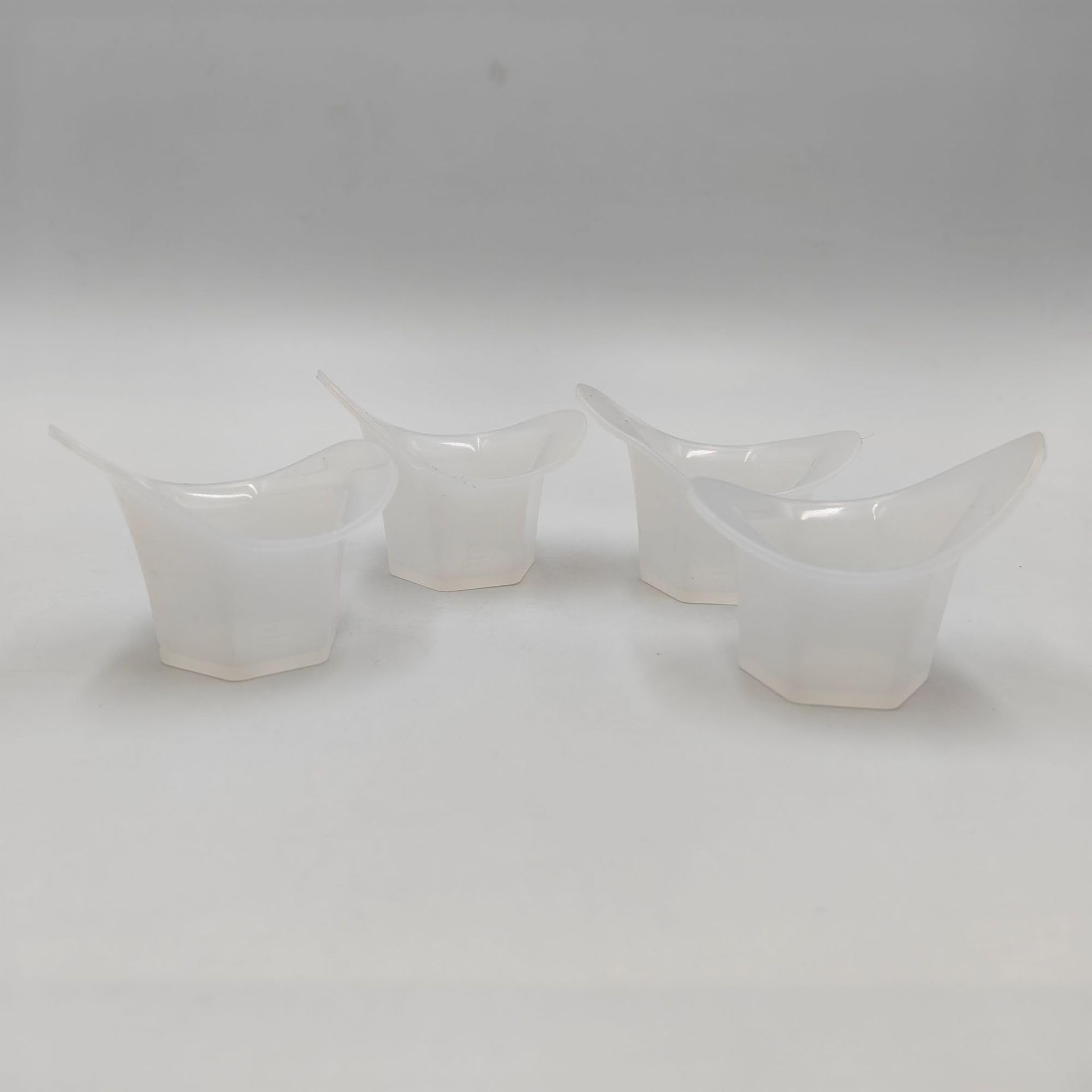 Occhio di Pulizia Tazze,4 PCS Silicone Eye Lavare Tazza Tazze per Lavaggio Degli Occhi Lavaggio Occhi Riutilizzabile Tazza per Una Pulizia Efficace Degli Occhi 8 ML