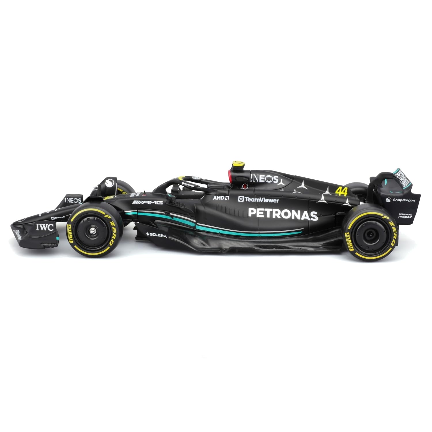 Amazon.co.jp: Bburago 2023年モデル 1/24 F1 メルセデスAMG