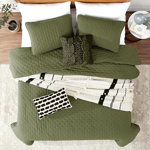 ROARINGWILD Olive Green Cloud Twin Size Quilt Bedding Sets with Pillow Sham, Farmhouse Lightweight Soft Bedspread Coverlet, All Season Rustic Country Thin Comforter, 2 Pieces, 68x90 inches