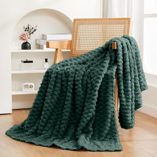Thickened Velvet Blanket, Soft Flannel Napping Blanket, Warm Student Cover, Multifunctional Throw for Sofa, Bed, and Outdoors, 100x70cm, Machine Washable, Cozy Winter Blankets.