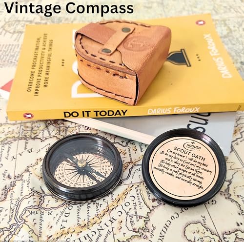 Brújula náutica vintage de latón con estuche de cuero miniatura 5
