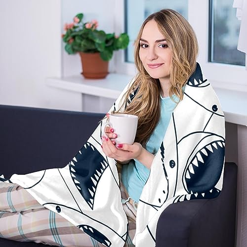 Couverture requin douce pour vos soirées cinéma et sorties camping - 8