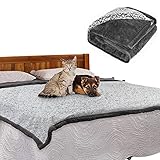 MANTAS PARA MASCOTAS: El tamaño de la manta a prueba de orina es de 145 x 190 cm. Puedes usar la manta para cachorros para cubrir la cama, el sofá, la perrera, el asiento trasero del coche o cualquier otro mueble, protegiéndolos de las manchas y accidentes de las mascotas. Úselo para que las mascotas se sientan libres y cómodas mientras pasan tiempo con la familia.